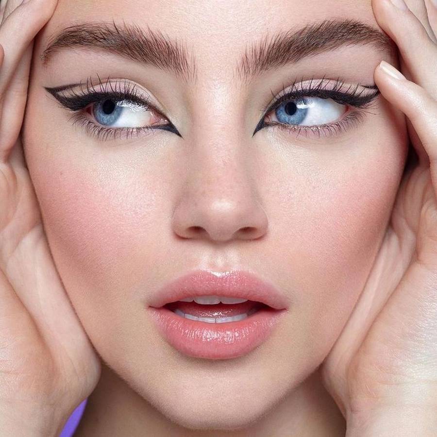 لیفت چشم گربه ای